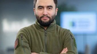 Хто блокував закупівлі харчування для ЗСУ, про нових постачальників та результати роботи - інтерв'ю Арсена Жумаділова для "Бабель"